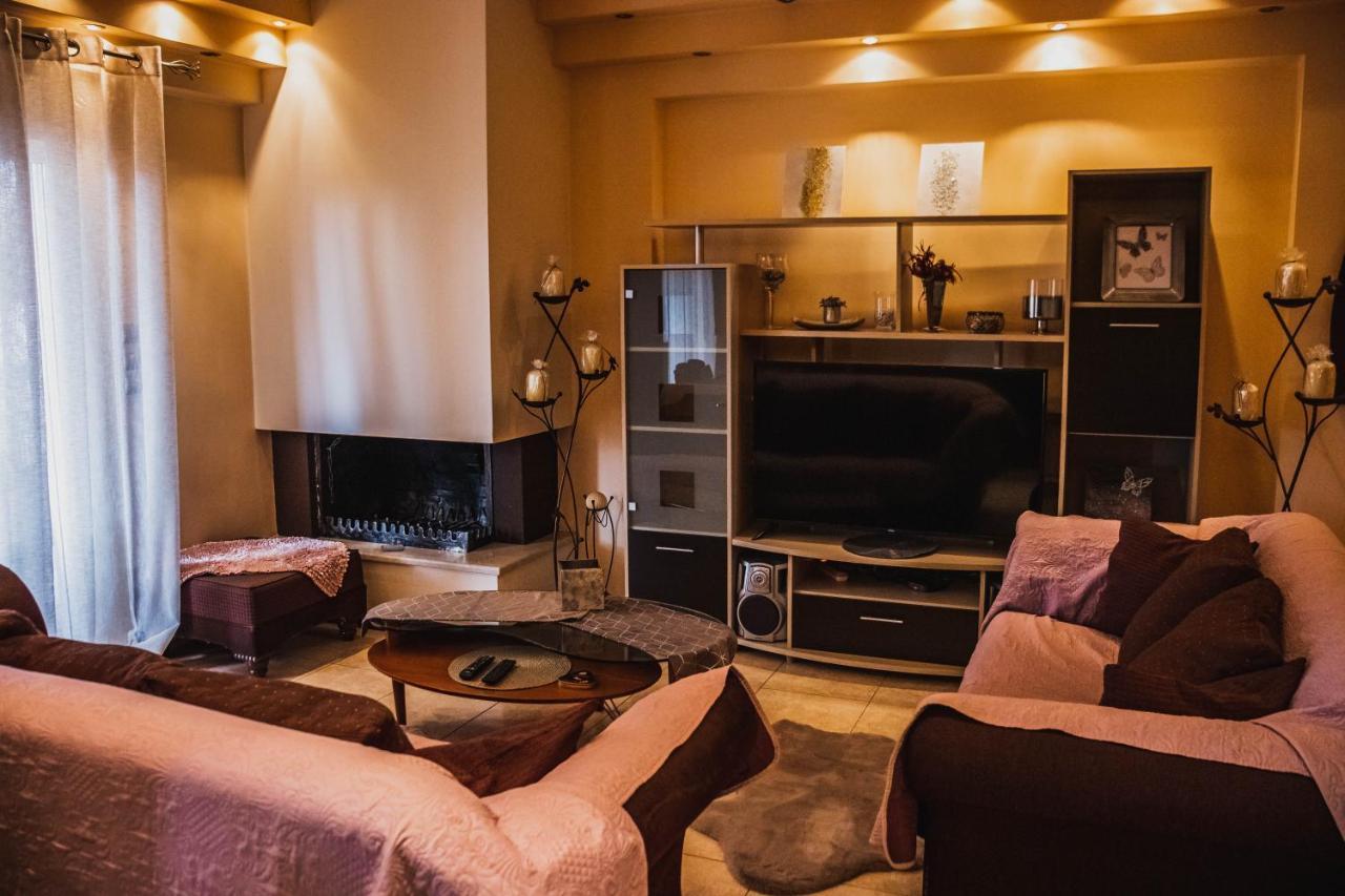 Bojana' S Luxury House Appartement Larissa Buitenkant foto