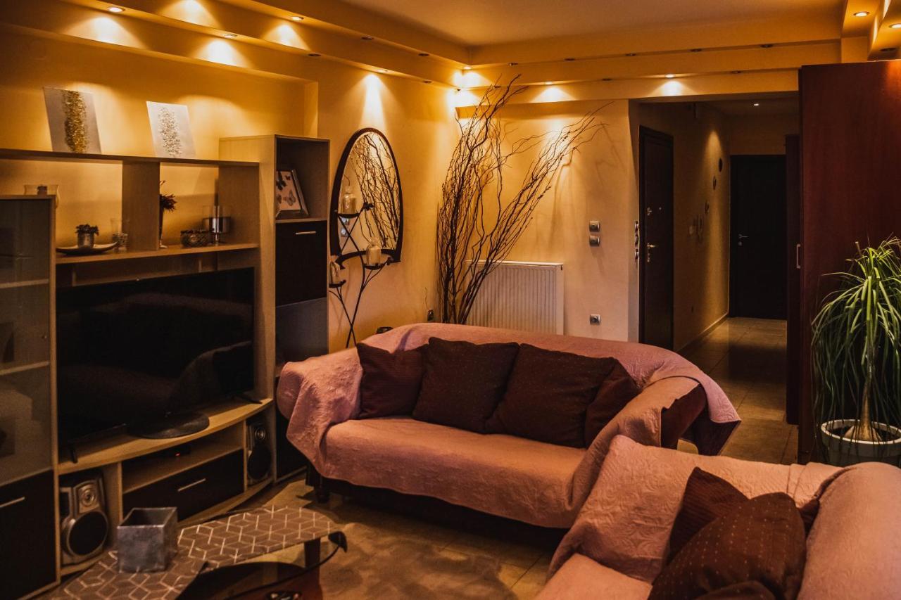 Bojana' S Luxury House Appartement Larissa Buitenkant foto
